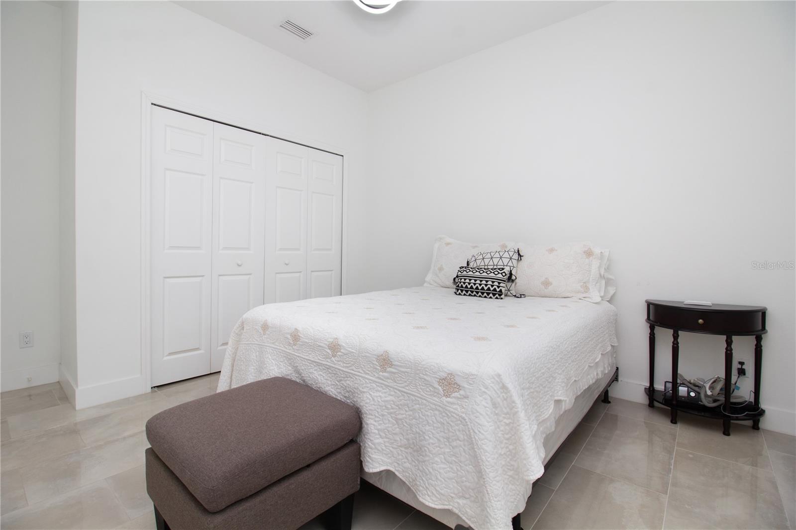 8920 N NEWPORT AVE, TAMPA, FL, 33604