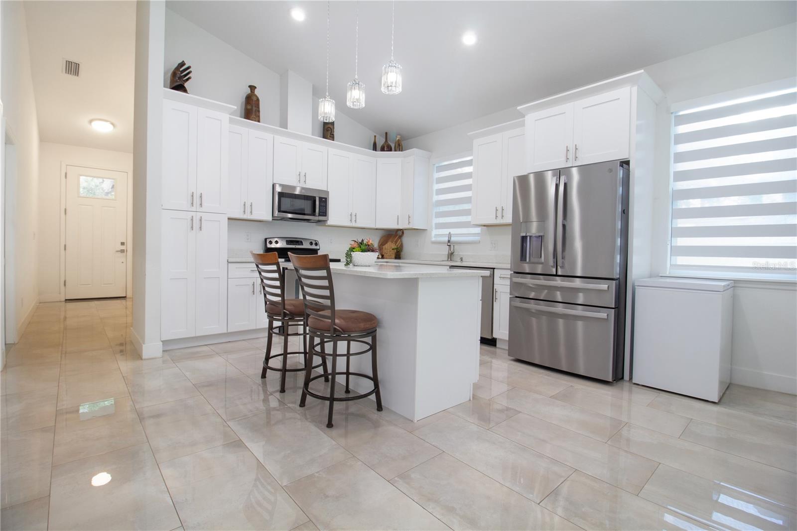 8920 N NEWPORT AVE, TAMPA, FL, 33604