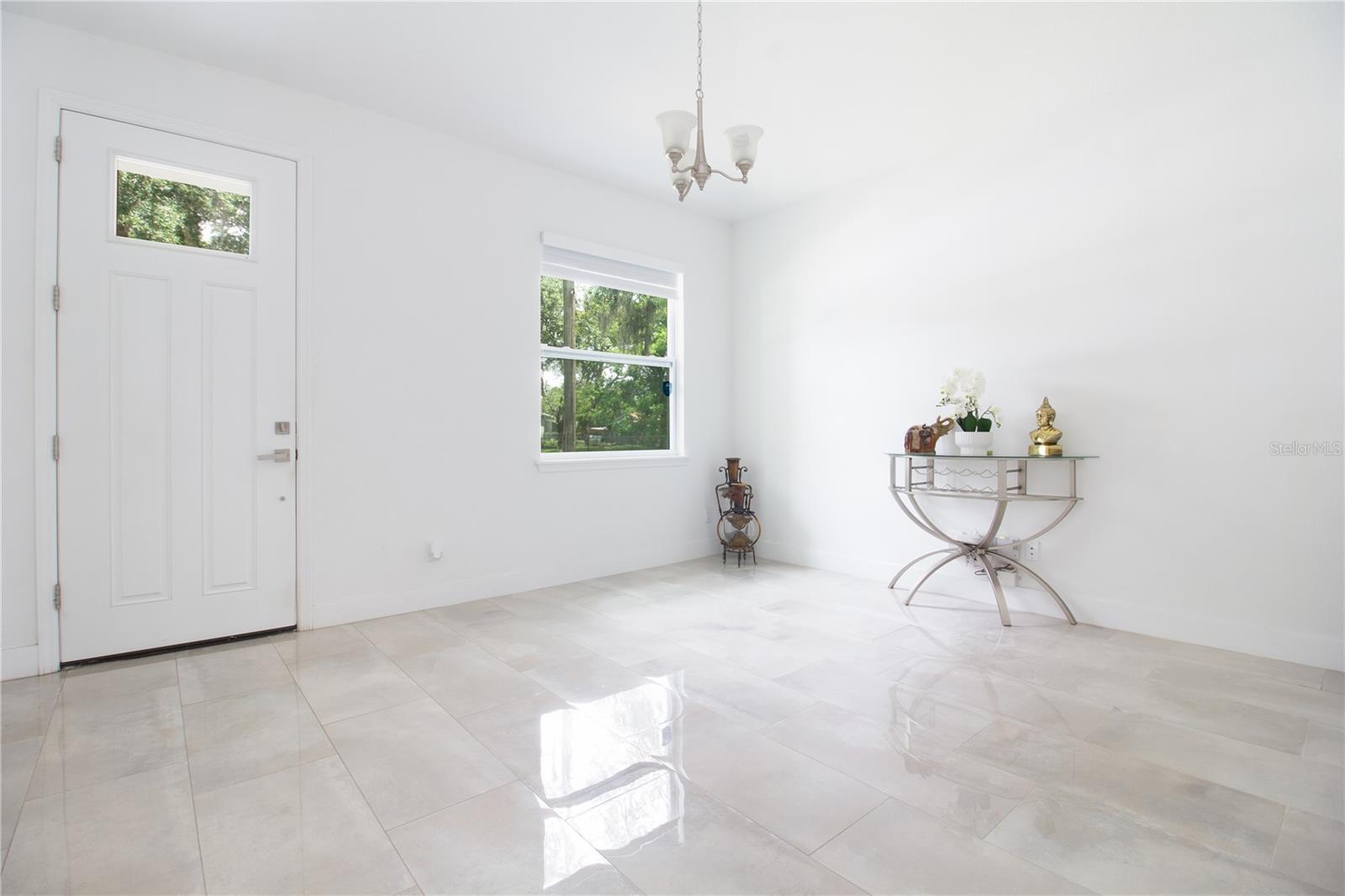 8920 N NEWPORT AVE, TAMPA, FL, 33604