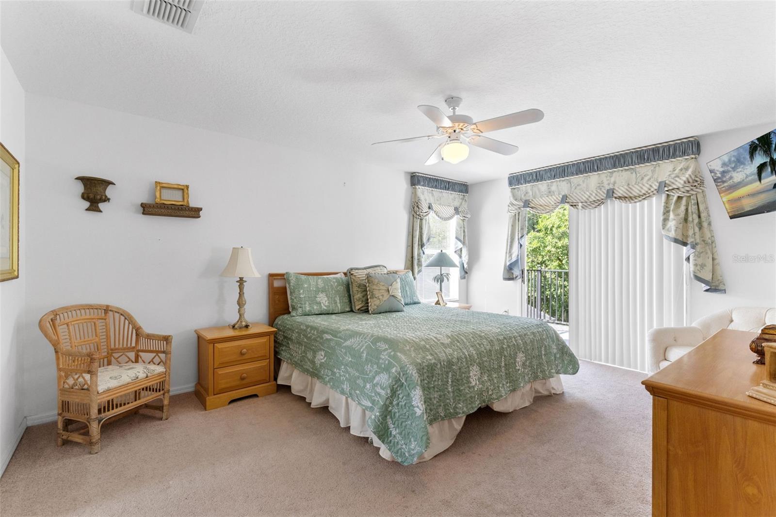4602 CUMBRIAN LAKES DR, KISSIMMEE, FL, 34746