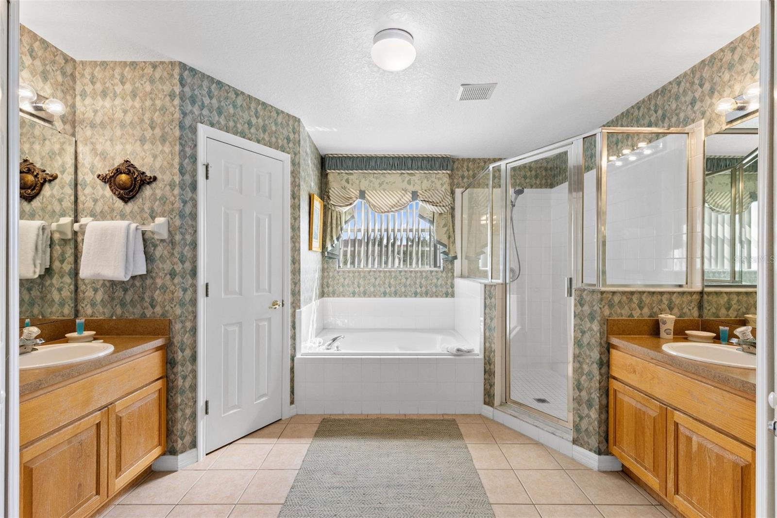 4602 CUMBRIAN LAKES DR, KISSIMMEE, FL, 34746