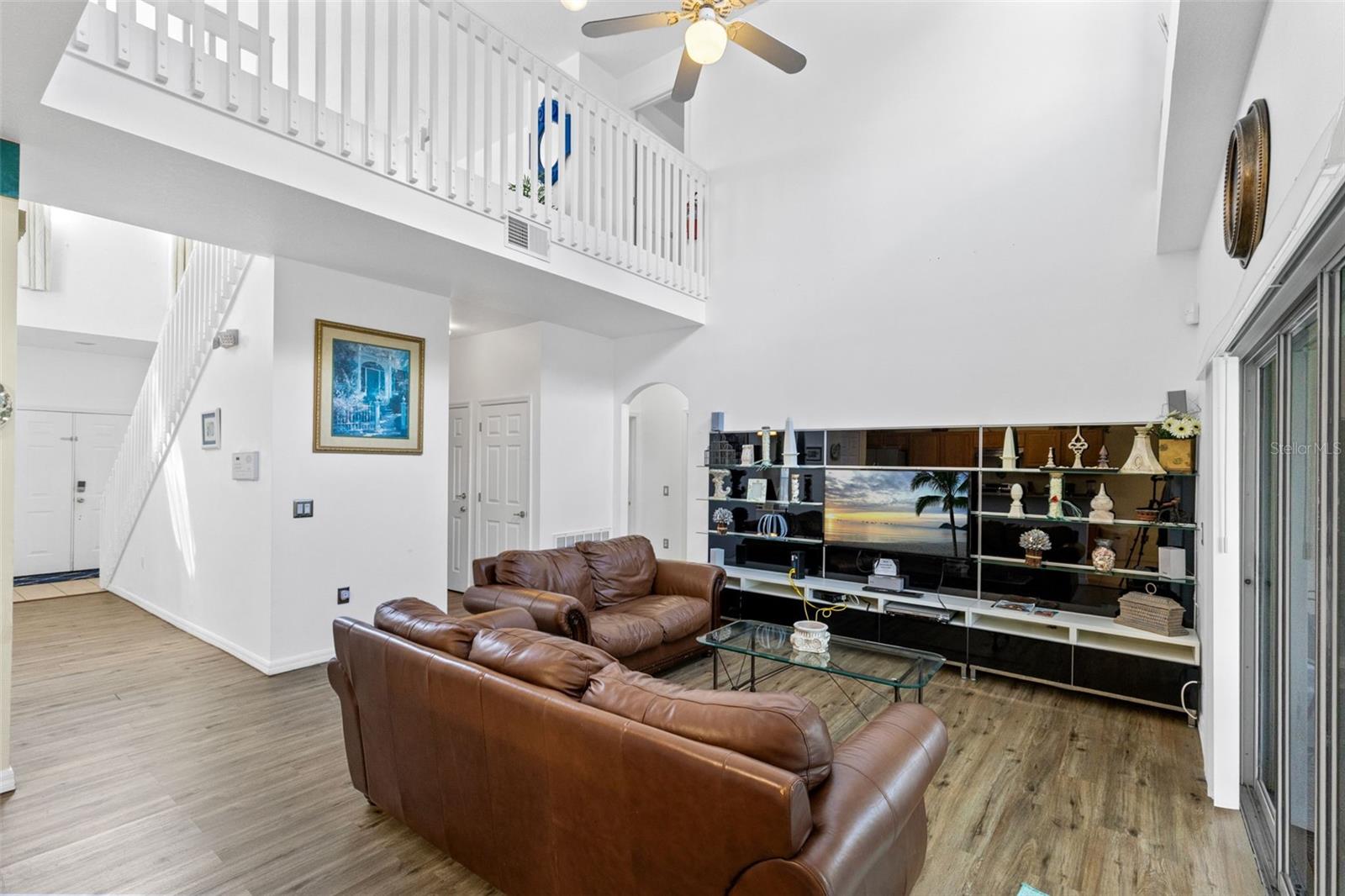 4602 CUMBRIAN LAKES DR, KISSIMMEE, FL, 34746
