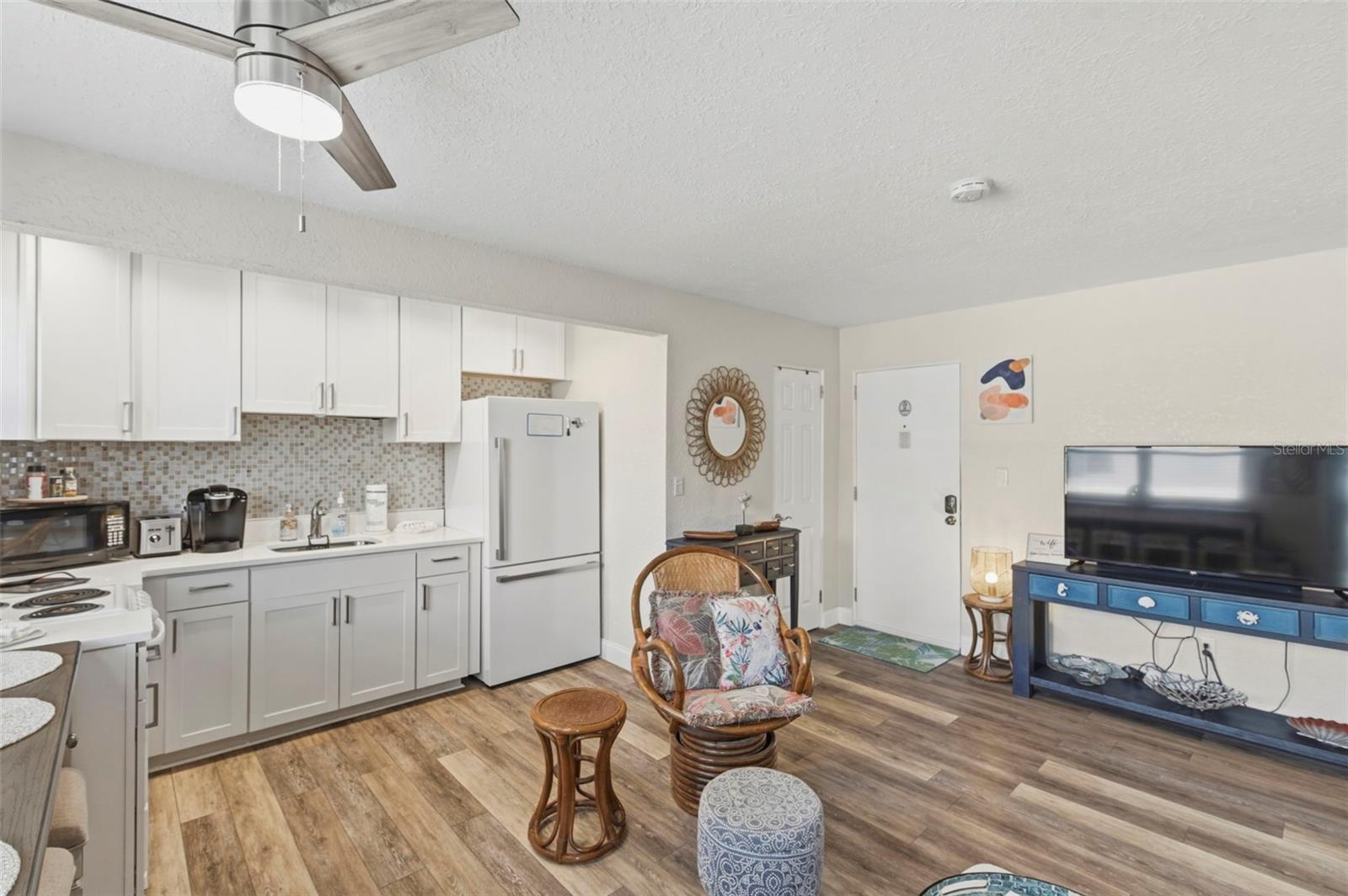 6800 SUNSET WAY #106, ST PETE BEACH, FL, 33706