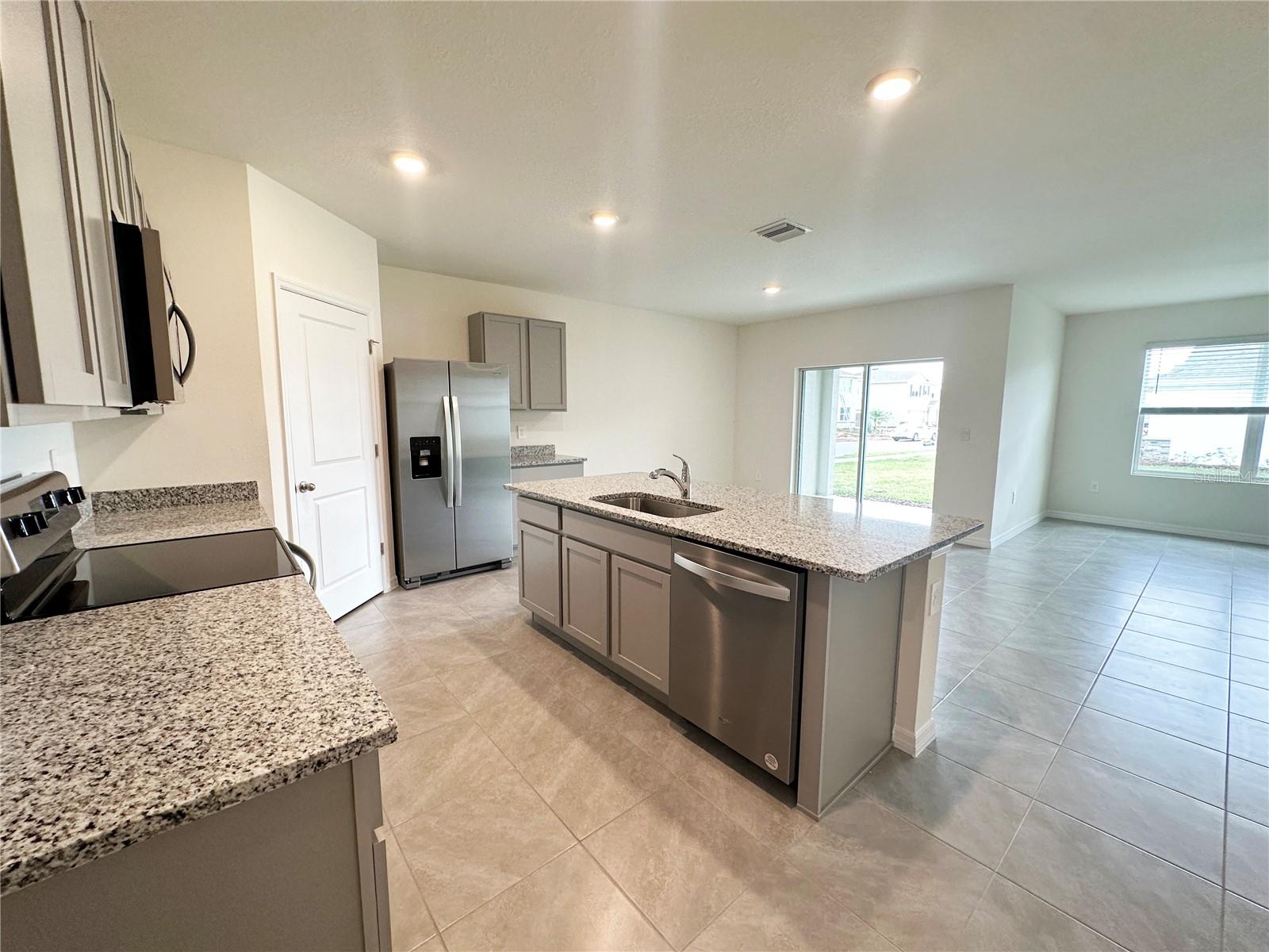 5105 VECCHIO CT, BRADENTON, FL, 34211