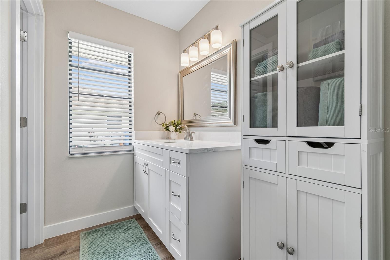 1915 W DEL WEBB BLVD, SUN CITY CENTER, FL, 33573