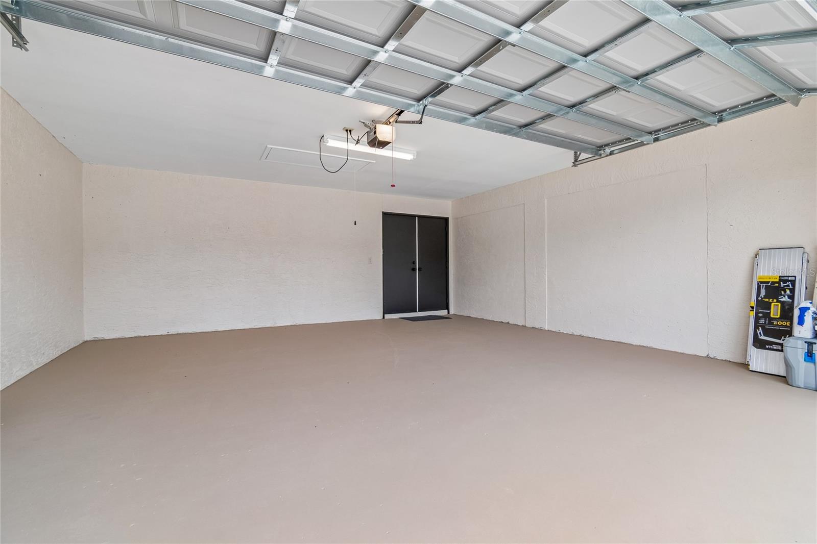 1915 W DEL WEBB BLVD, SUN CITY CENTER, FL, 33573