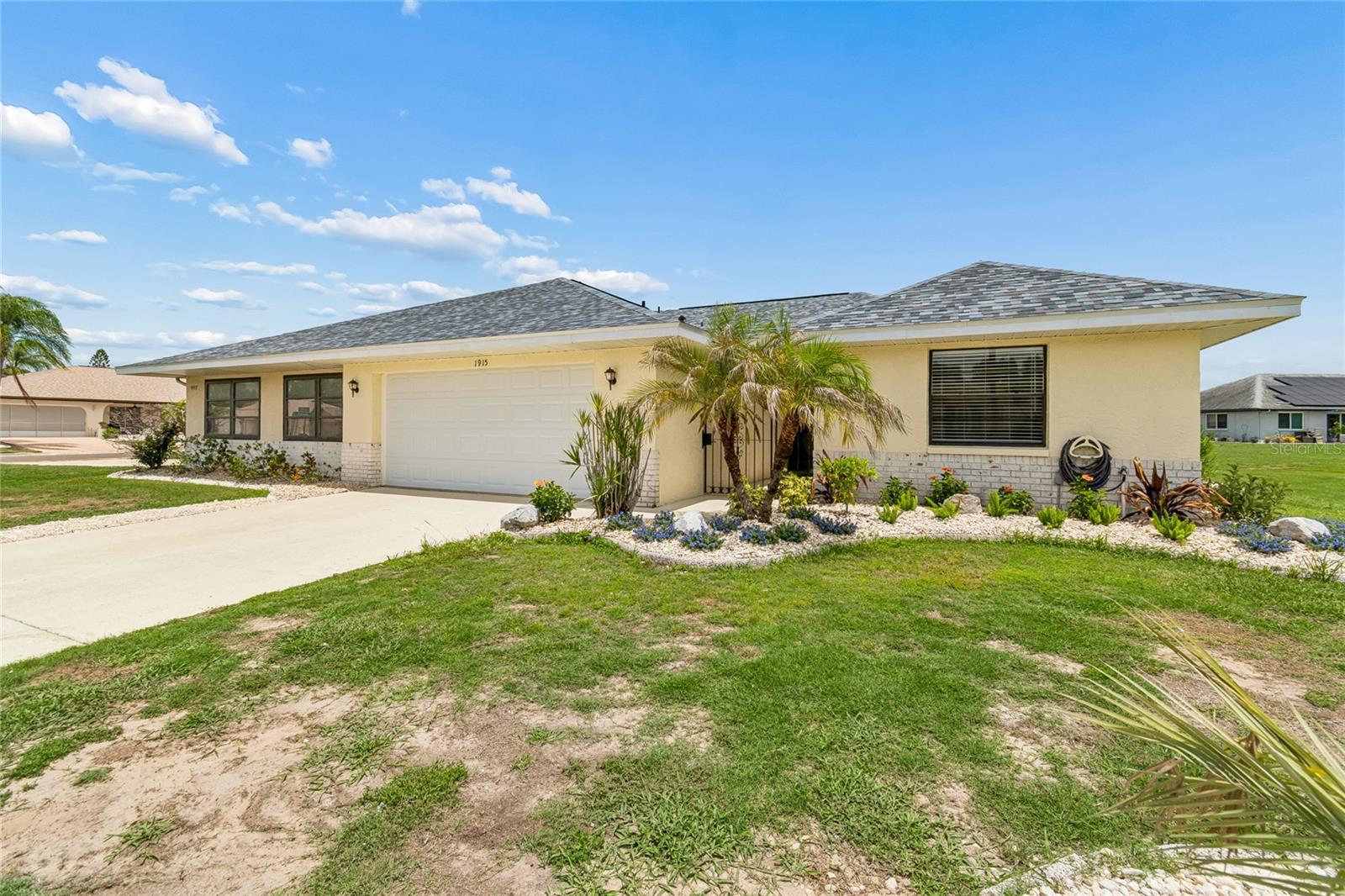 1915 W DEL WEBB BLVD, SUN CITY CENTER, FL, 33573