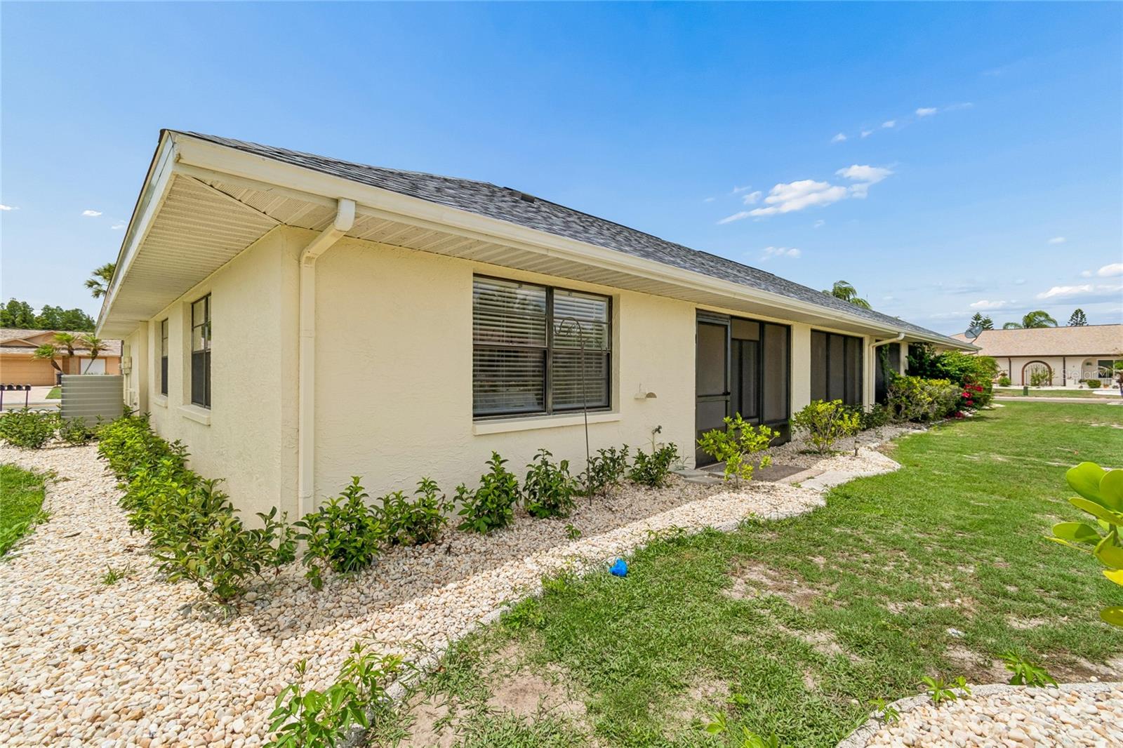 1915 W DEL WEBB BLVD, SUN CITY CENTER, FL, 33573