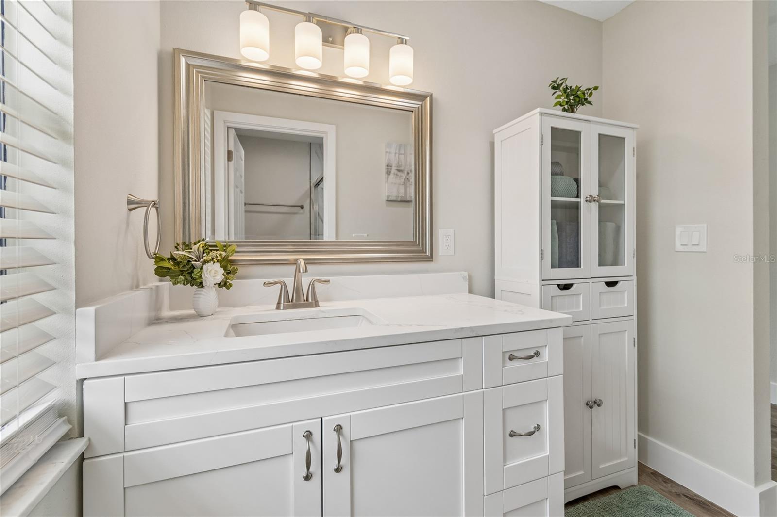 1915 W DEL WEBB BLVD, SUN CITY CENTER, FL, 33573