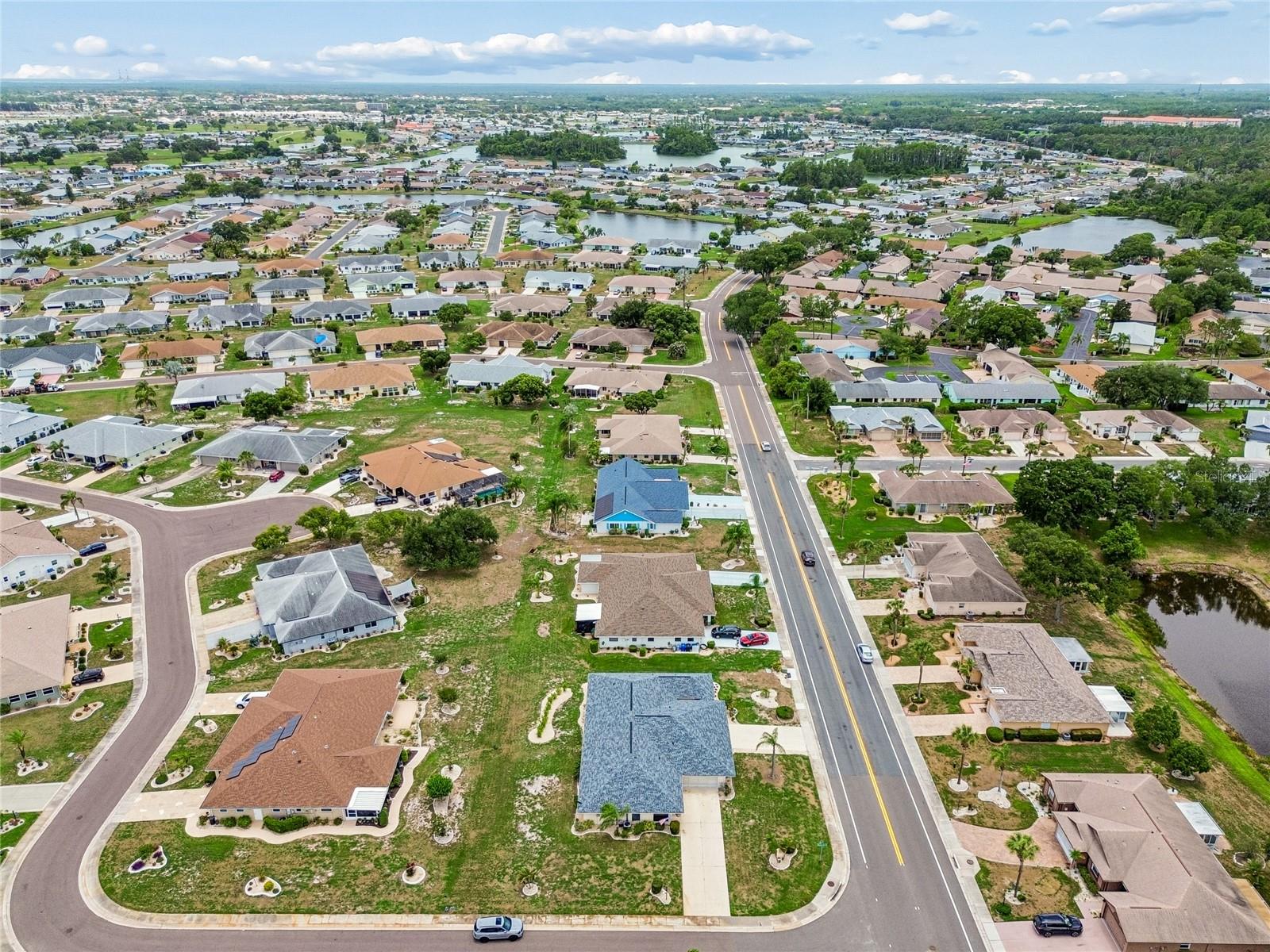 1915 W DEL WEBB BLVD, SUN CITY CENTER, FL, 33573