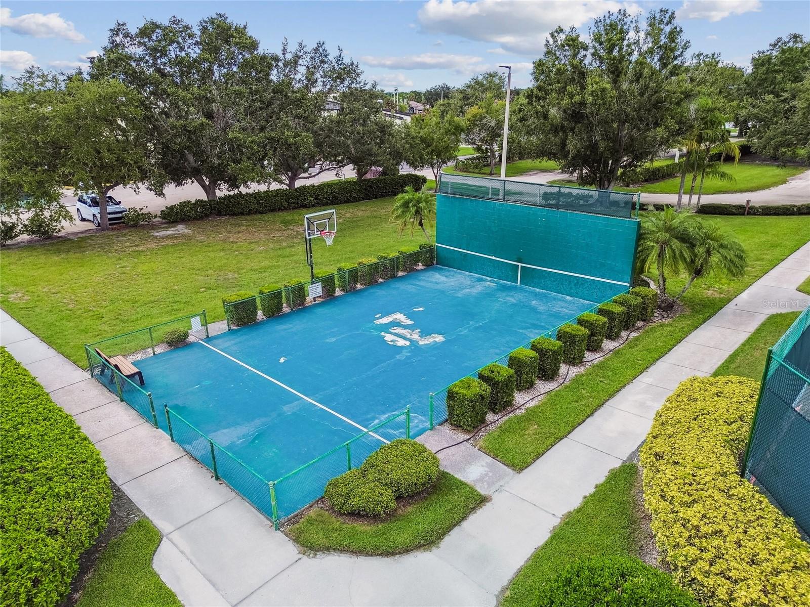 1915 W DEL WEBB BLVD, SUN CITY CENTER, FL, 33573