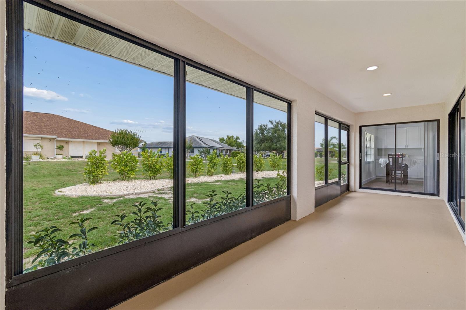 1915 W DEL WEBB BLVD, SUN CITY CENTER, FL, 33573