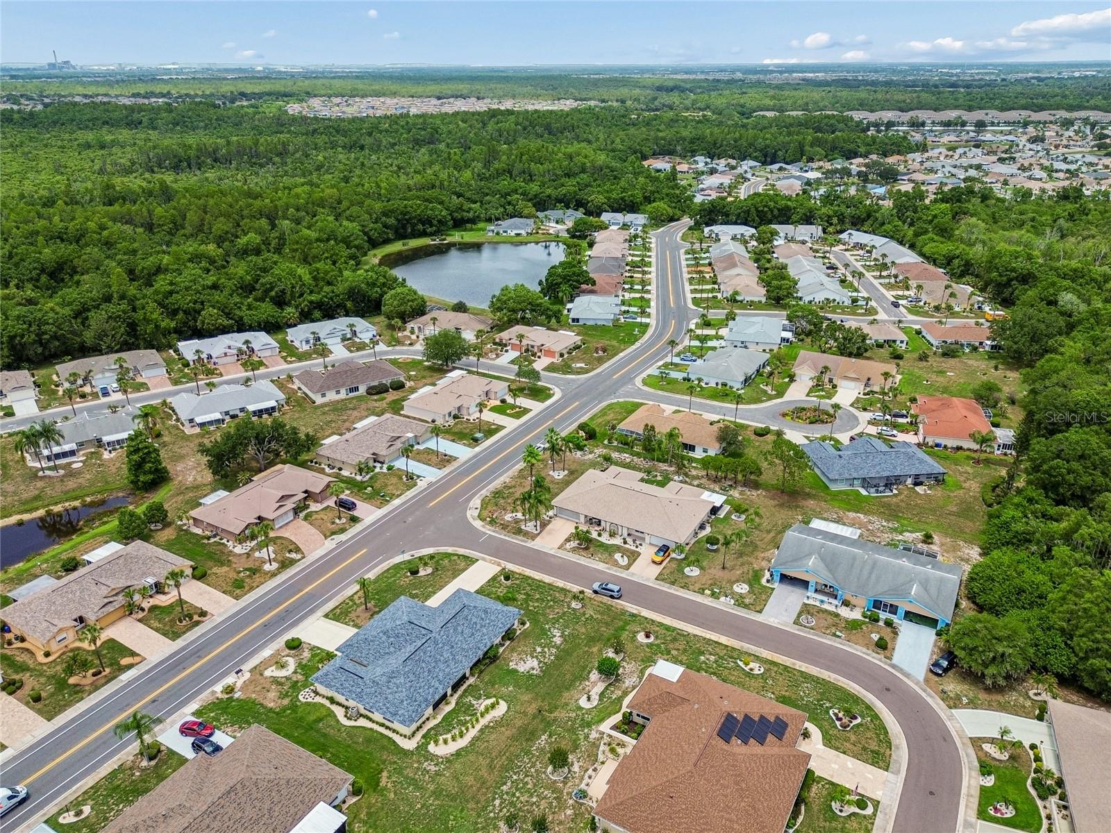 1915 W DEL WEBB BLVD, SUN CITY CENTER, FL, 33573