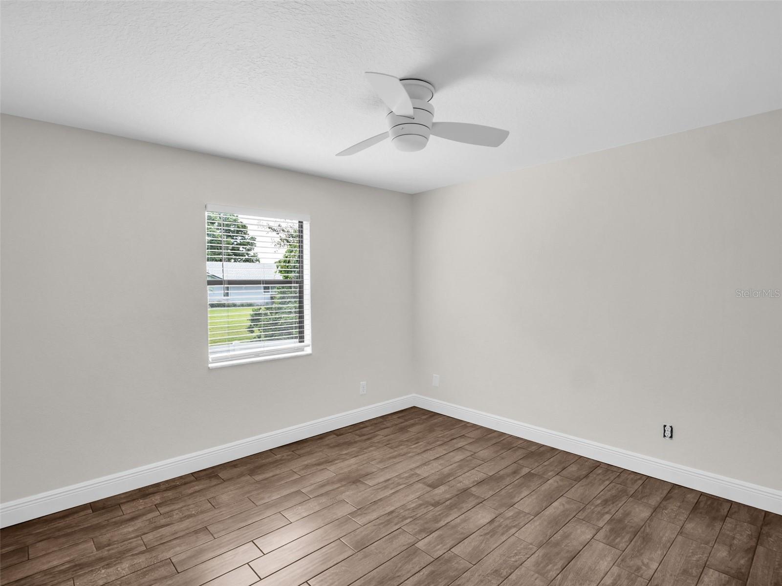 447 WHISPERING LAKES BLVD, TARPON SPRINGS, FL, 34688