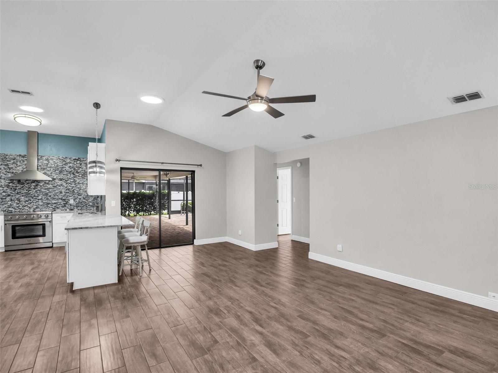 447 WHISPERING LAKES BLVD, TARPON SPRINGS, FL, 34688