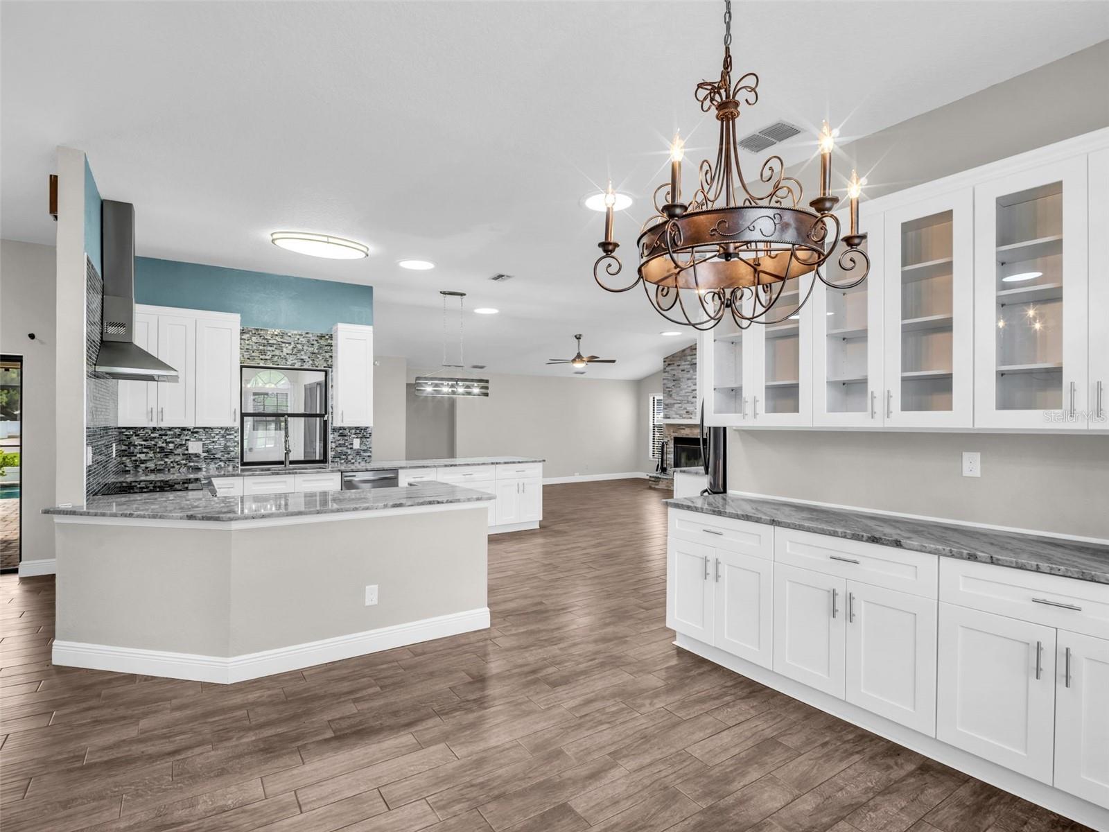 447 WHISPERING LAKES BLVD, TARPON SPRINGS, FL, 34688