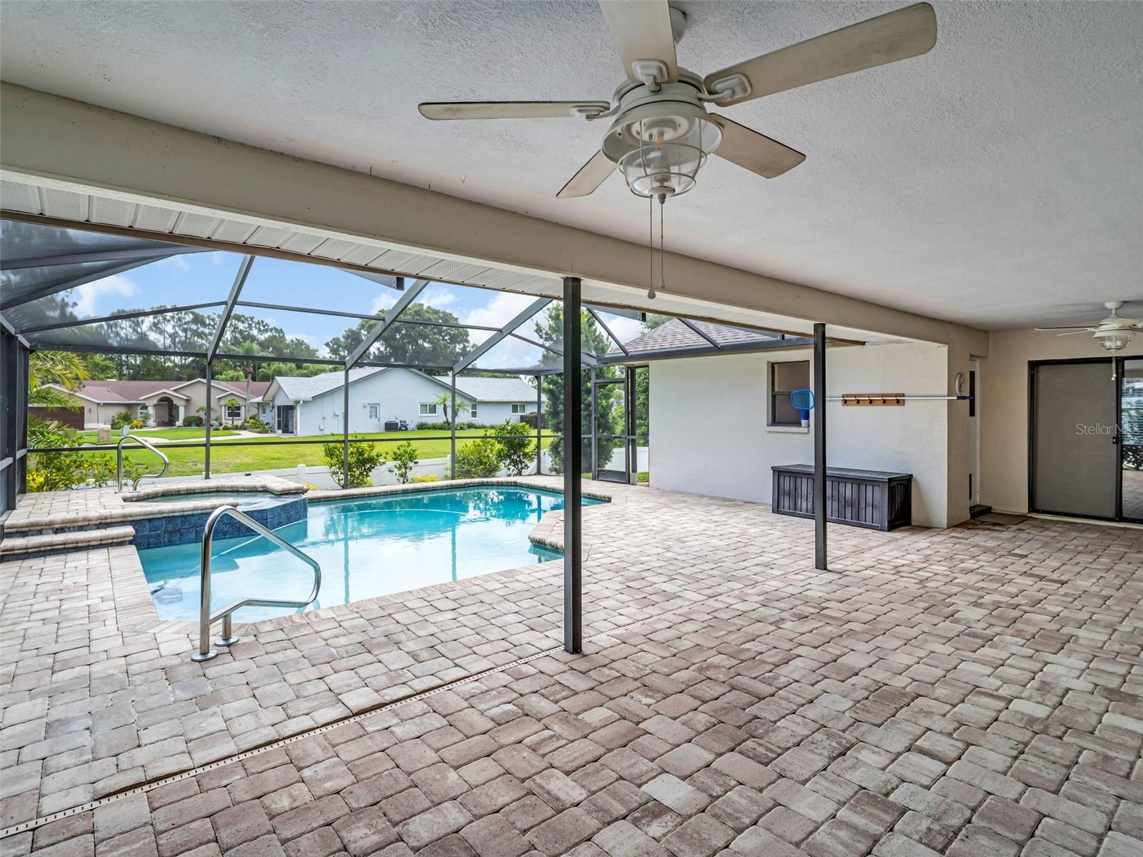 447 WHISPERING LAKES BLVD, TARPON SPRINGS, FL, 34688