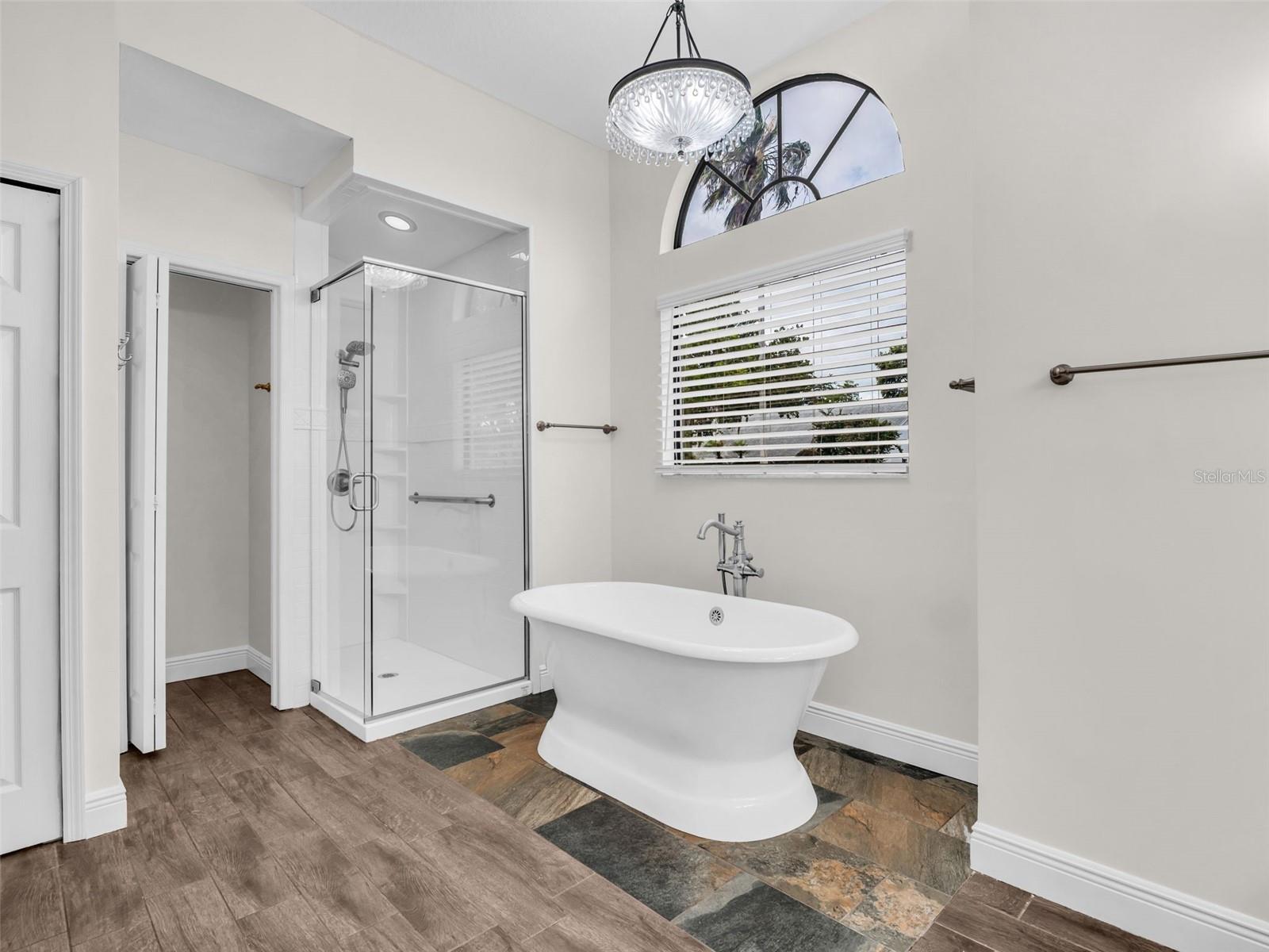 447 WHISPERING LAKES BLVD, TARPON SPRINGS, FL, 34688
