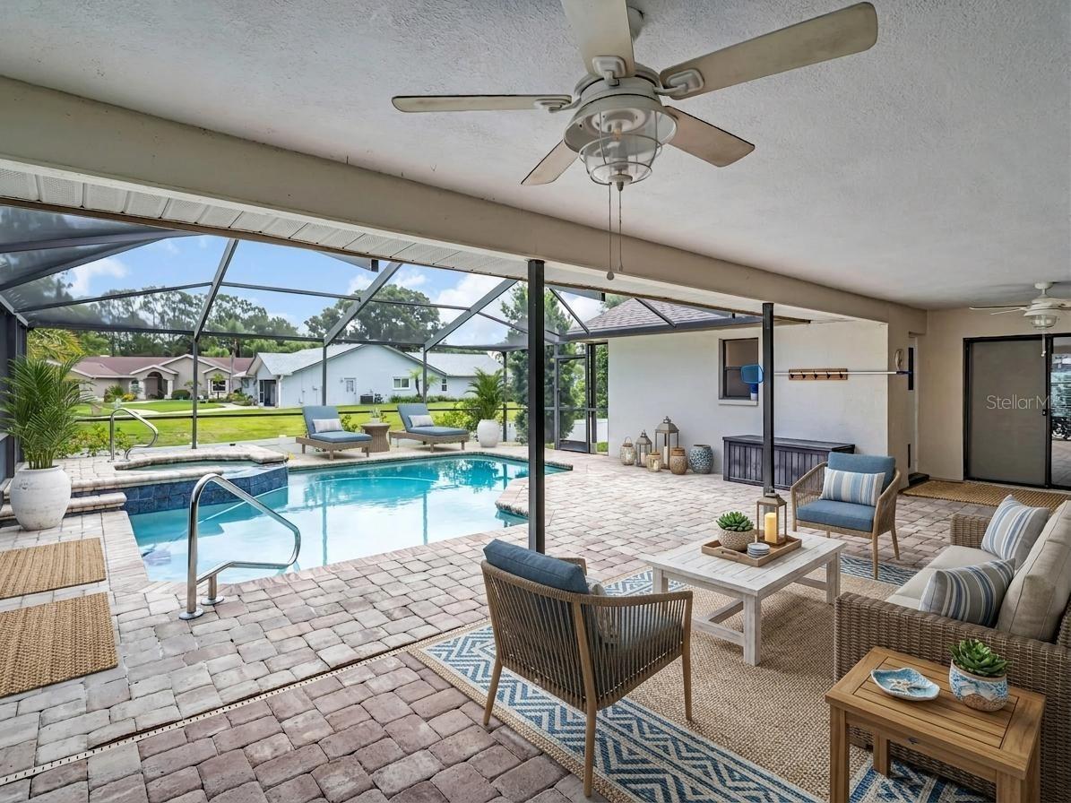 447 WHISPERING LAKES BLVD, TARPON SPRINGS, FL, 34688