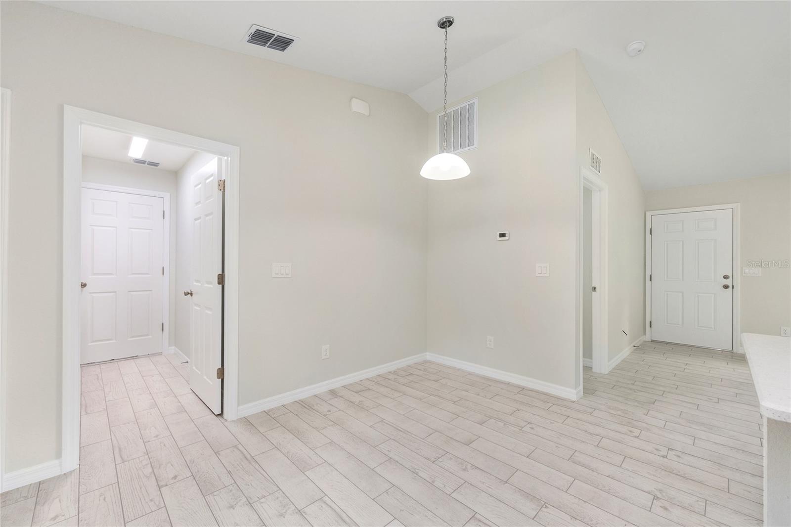 94 DOGWOOD DRIVE LOOP, OCALA, FL, 34472