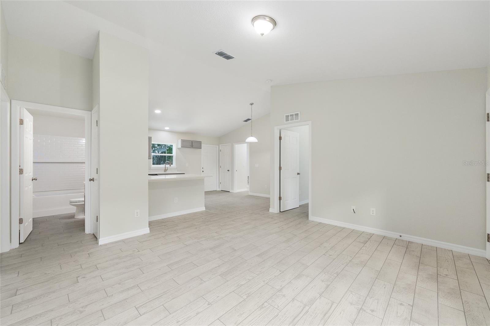 94 DOGWOOD DRIVE LOOP, OCALA, FL, 34472
