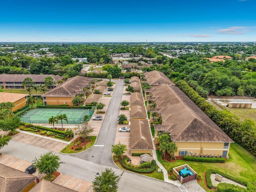 1051 WINDING PINES CIR #105, CAPE CORAL, FL, 33909