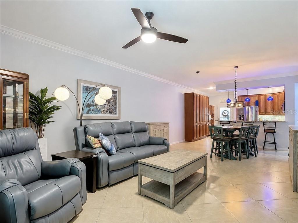 1051 WINDING PINES CIR #105, CAPE CORAL, FL, 33909