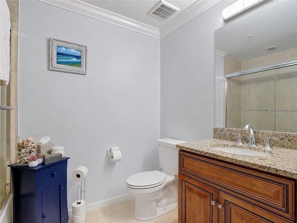 1051 WINDING PINES CIR #105, CAPE CORAL, FL, 33909