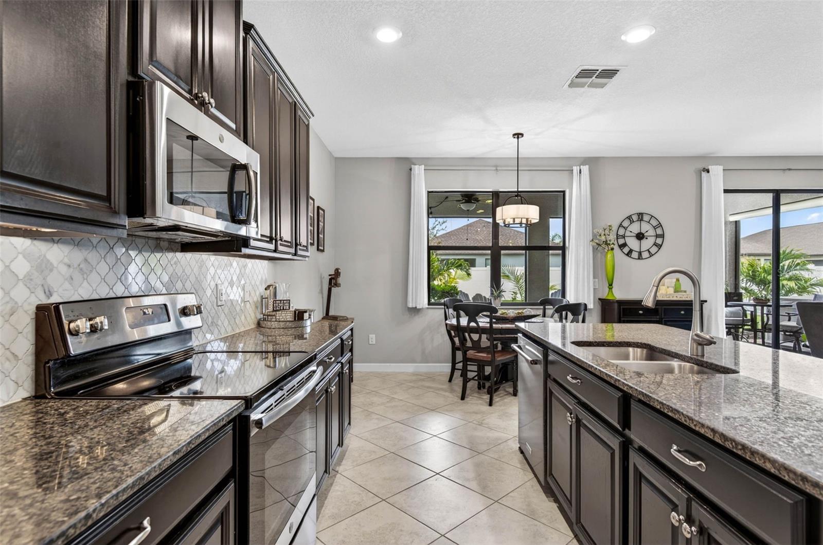 13242 SATIN LILY DR, RIVERVIEW, FL, 33579
