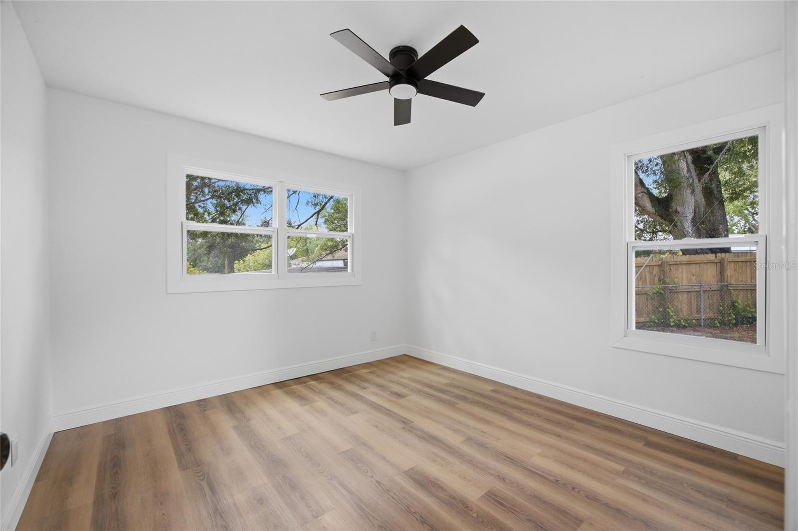 2102 E HOWELL ST, TAMPA, FL, 33610