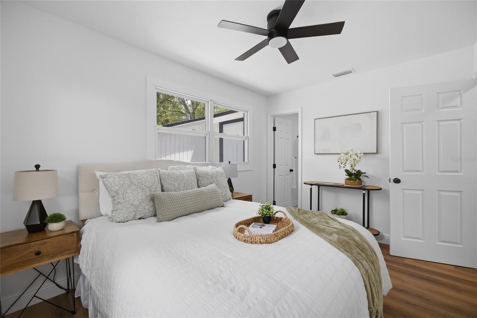 2102 E HOWELL ST, TAMPA, FL, 33610