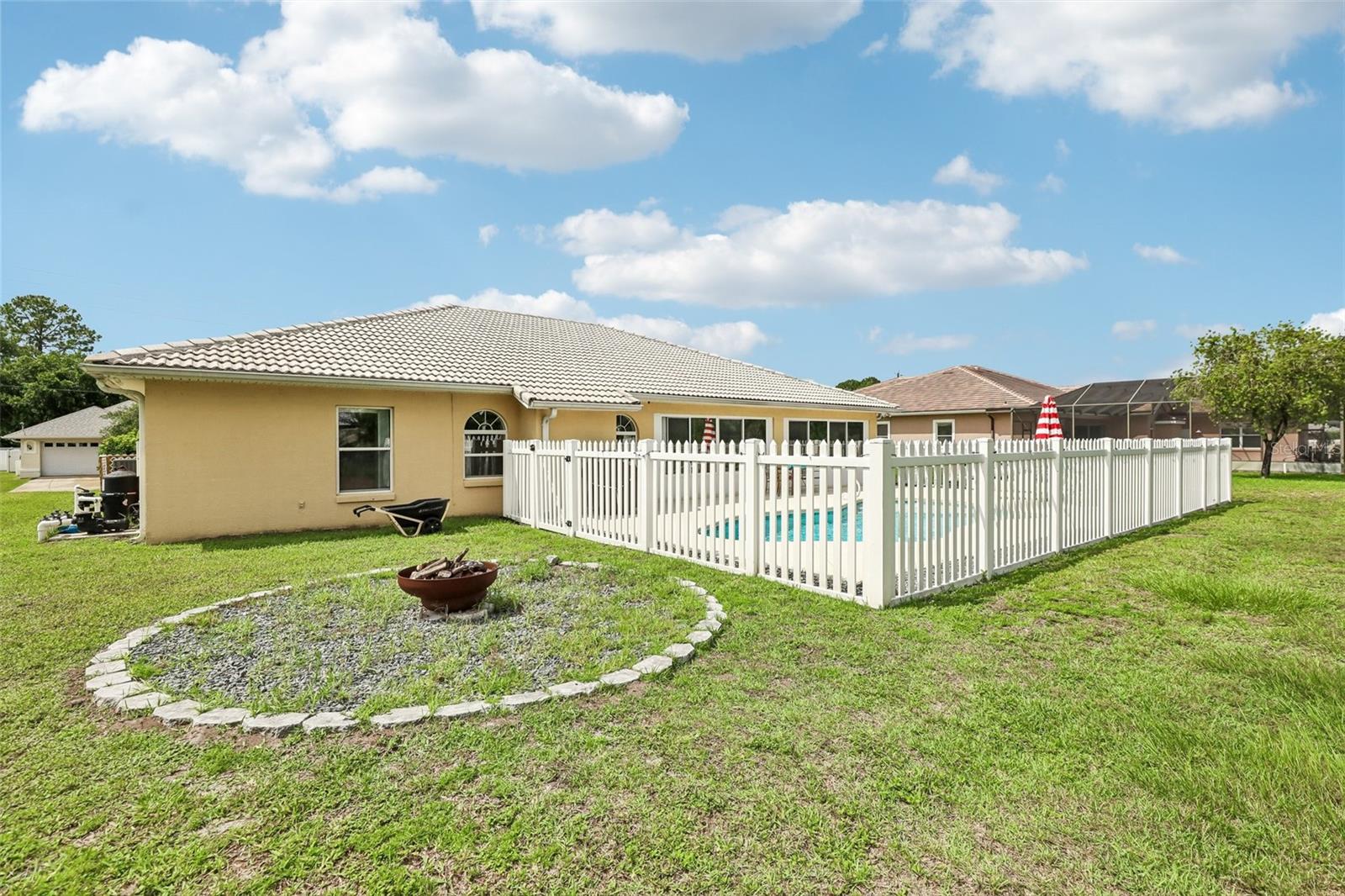 60 WOODBURY DR, PALM COAST, FL, 32164