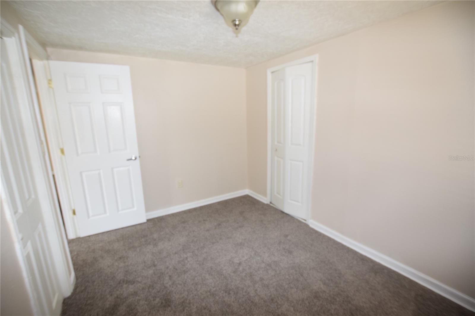 317 E BARNES AVE, EUSTIS, FL, 32726