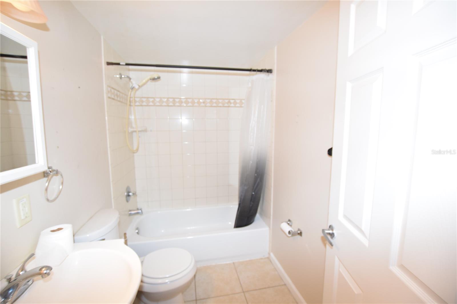 317 E BARNES AVE, EUSTIS, FL, 32726