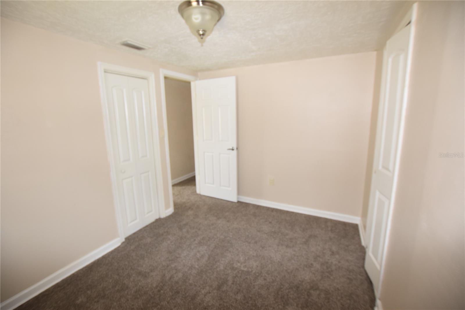 317 E BARNES AVE, EUSTIS, FL, 32726