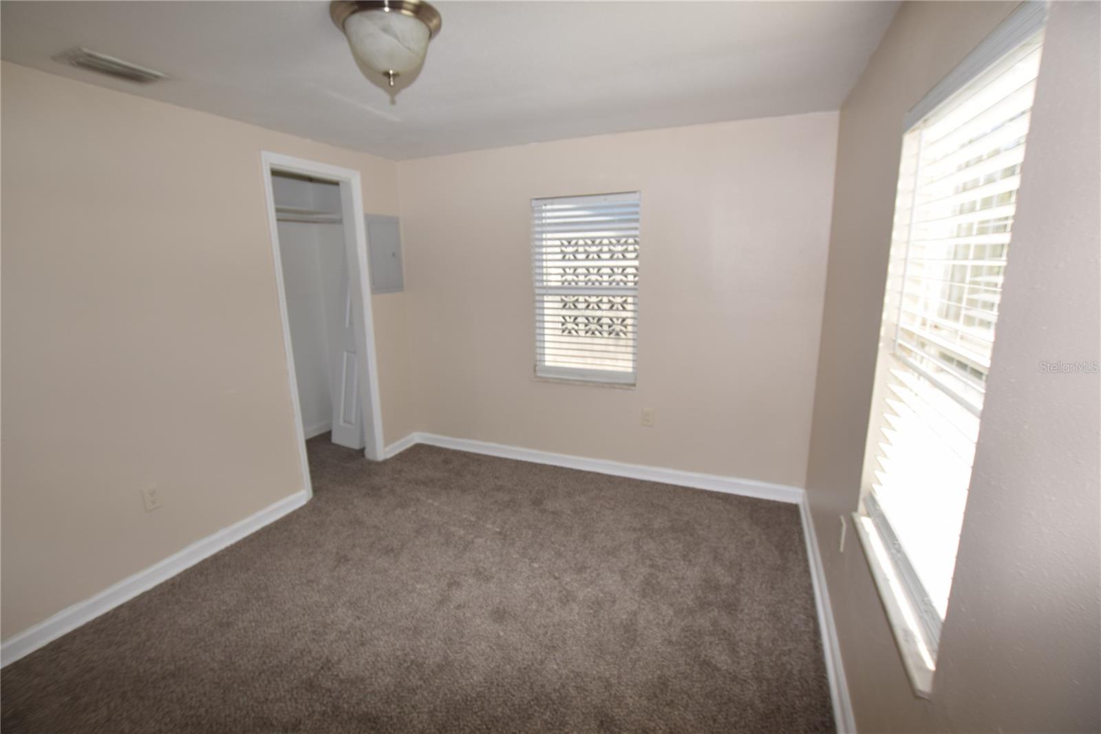 317 E BARNES AVE, EUSTIS, FL, 32726