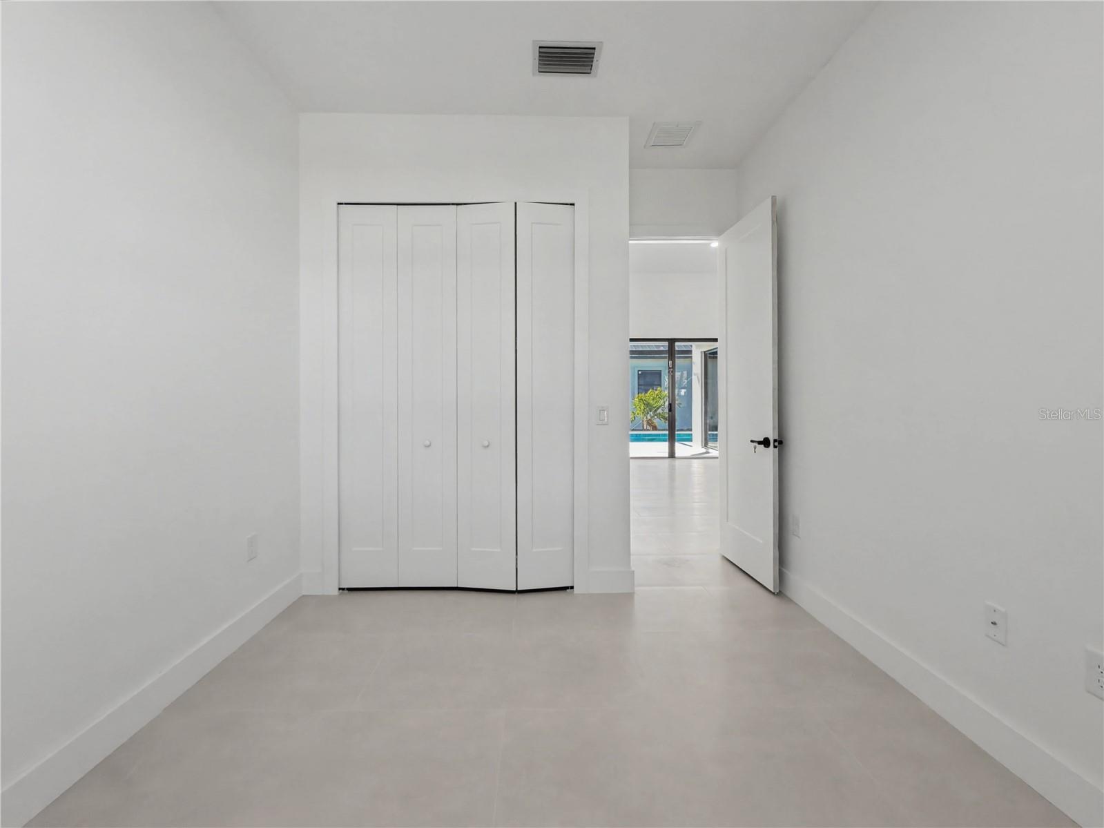 14687 LILLIAN CIR, PORT CHARLOTTE, FL, 33981