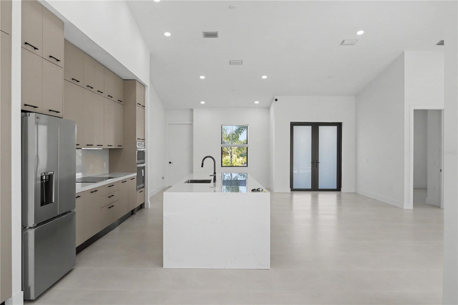 14687 LILLIAN CIR, PORT CHARLOTTE, FL, 33981
