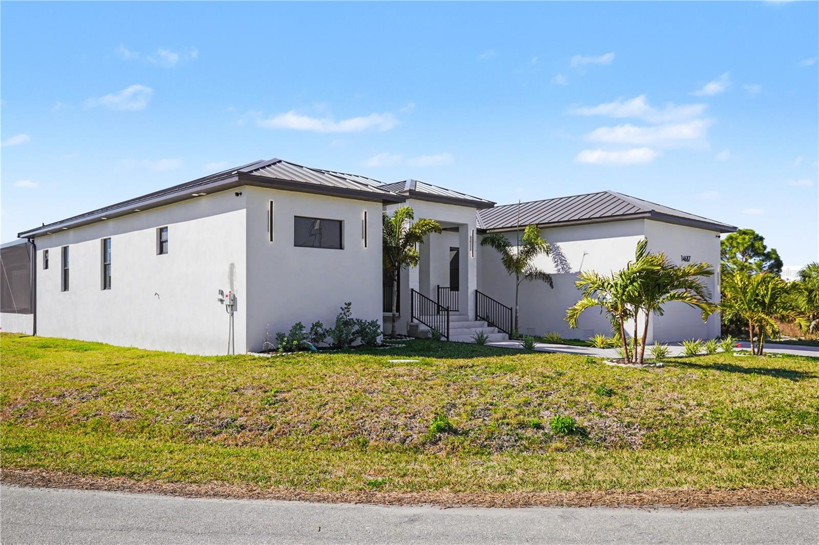14687 LILLIAN CIR, PORT CHARLOTTE, FL, 33981
