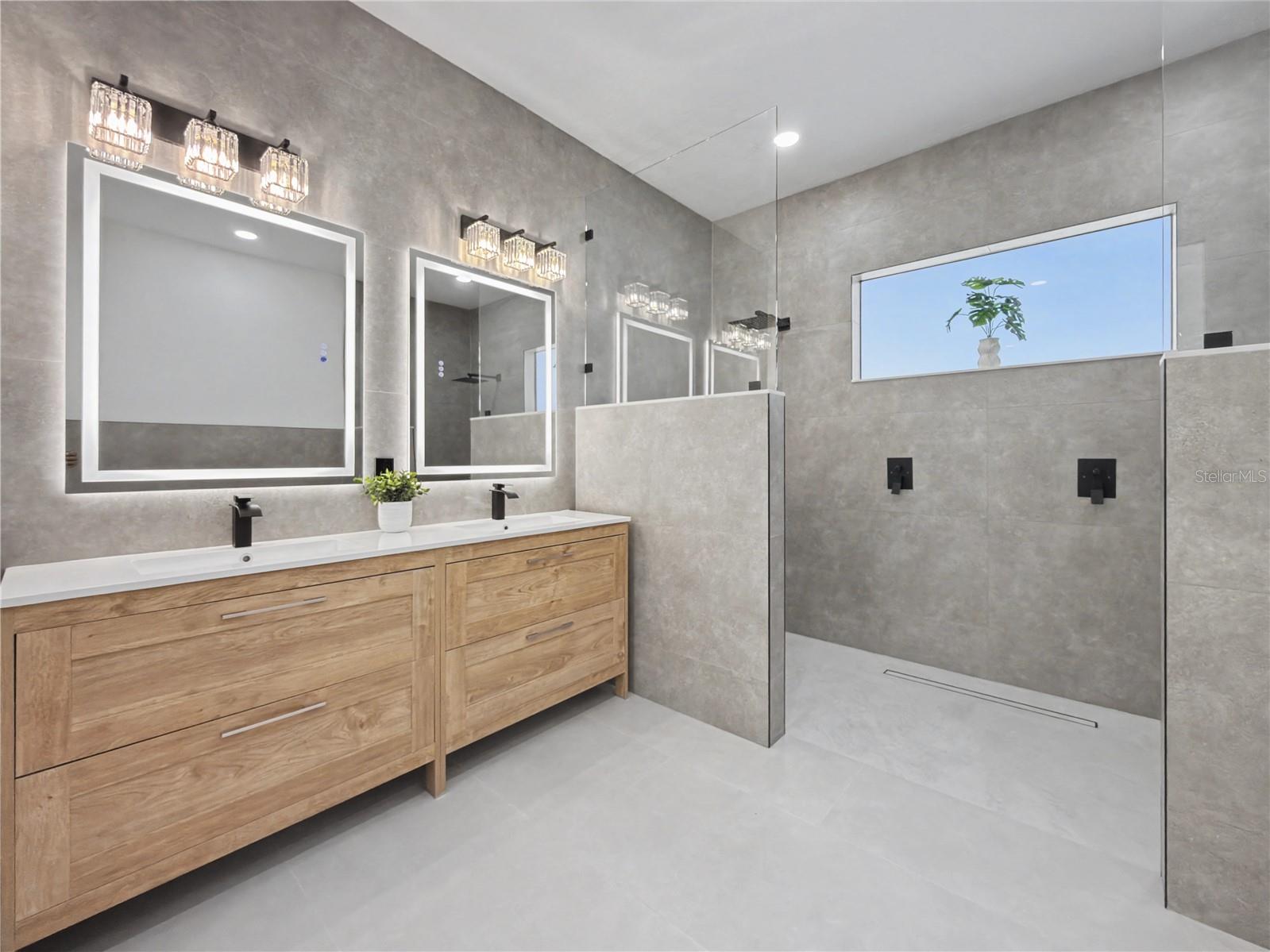 14687 LILLIAN CIR, PORT CHARLOTTE, FL, 33981