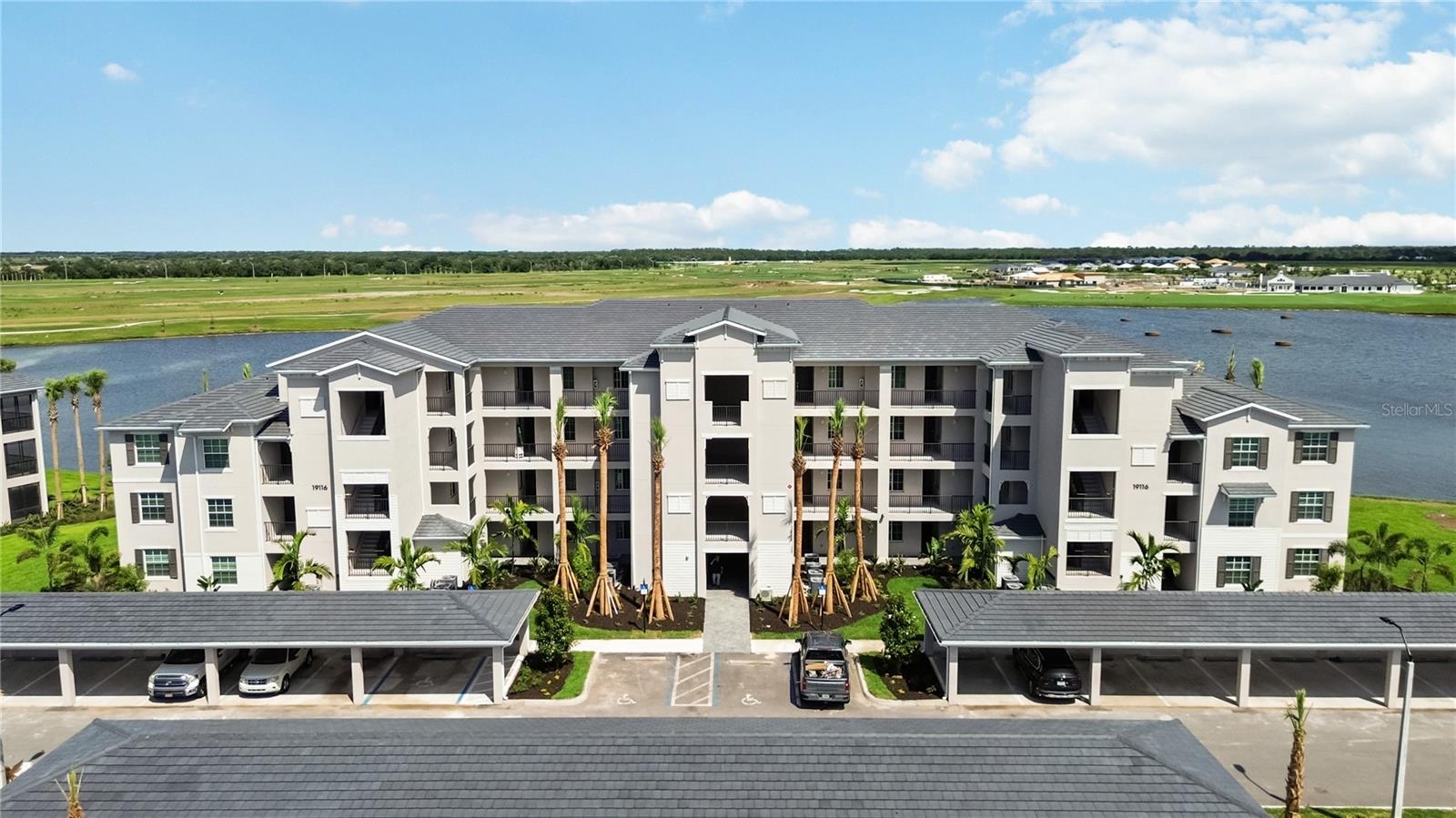 19116 SCALLOP LOOP #403, LAKEWOOD RANCH, FL, 34211