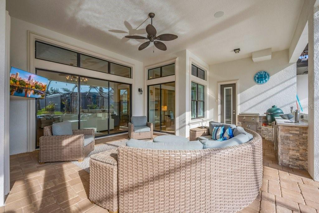 5201 ALAFIA FALLS DR, LITHIA, FL, 33547