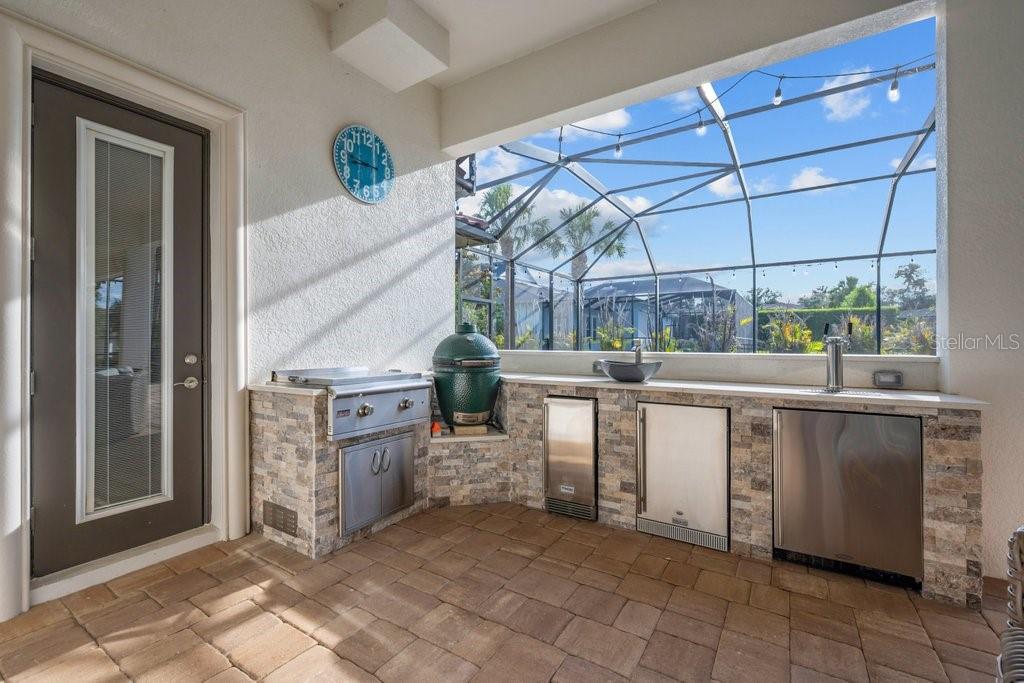 5201 ALAFIA FALLS DR, LITHIA, FL, 33547