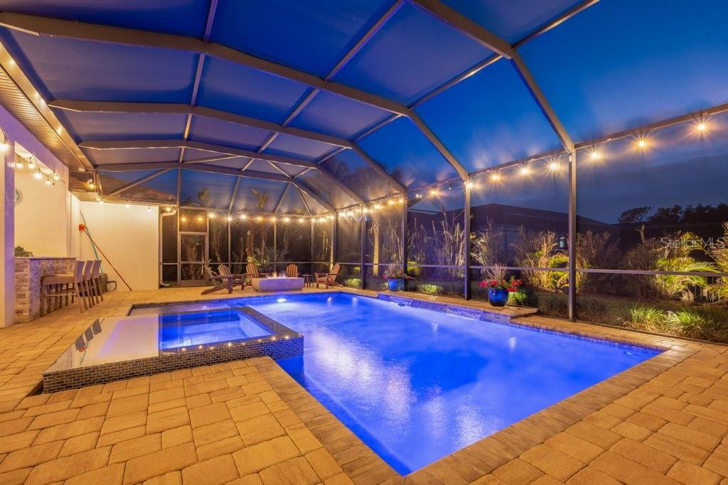 5201 ALAFIA FALLS DR, LITHIA, FL, 33547