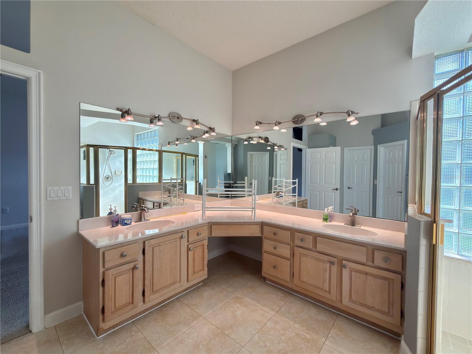 10341 CYPRESS ISLE CT, ORLANDO, FL, 32836