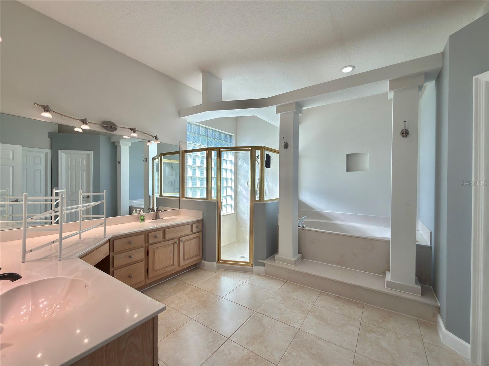10341 CYPRESS ISLE CT, ORLANDO, FL, 32836