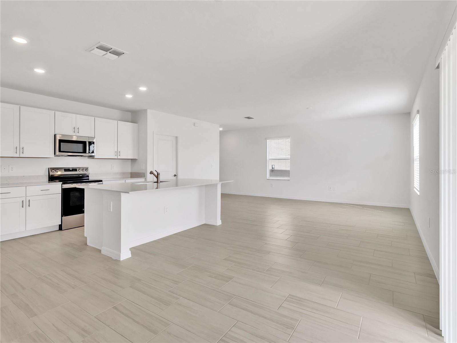 8505 BELLA MAR TRAIL, PARRISH, FL, 34219