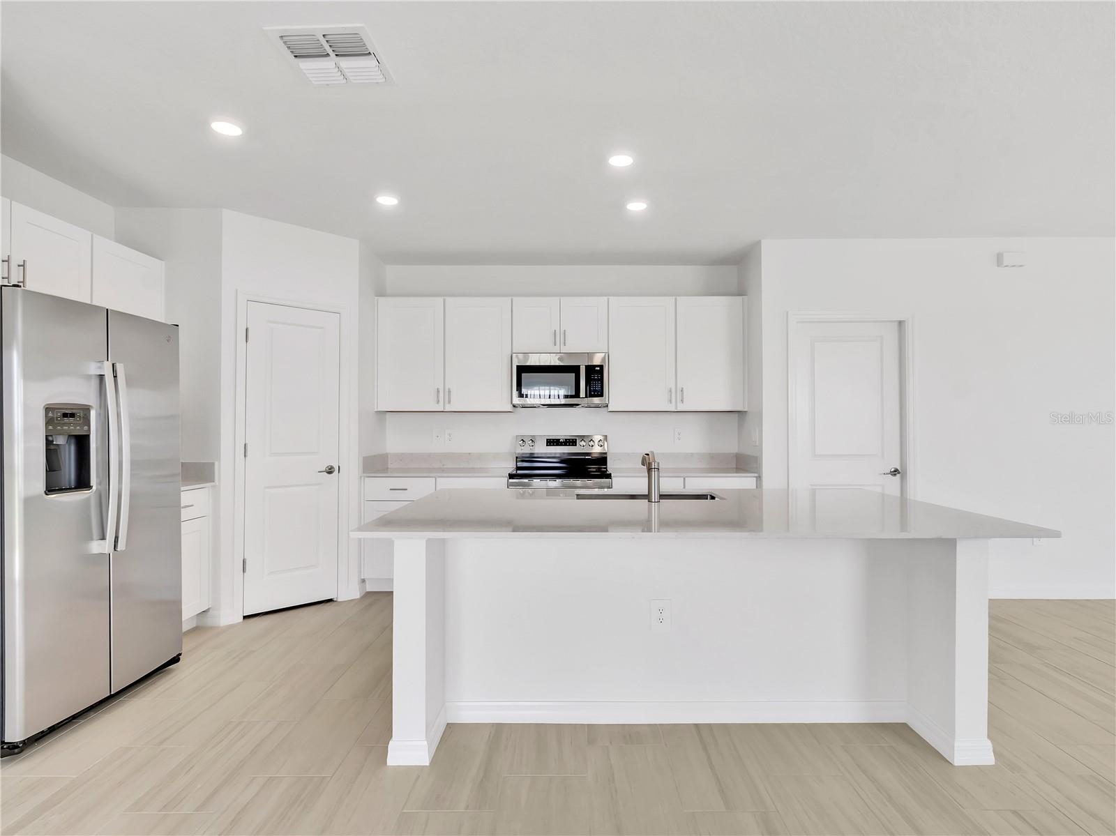 8505 BELLA MAR TRAIL, PARRISH, FL, 34219