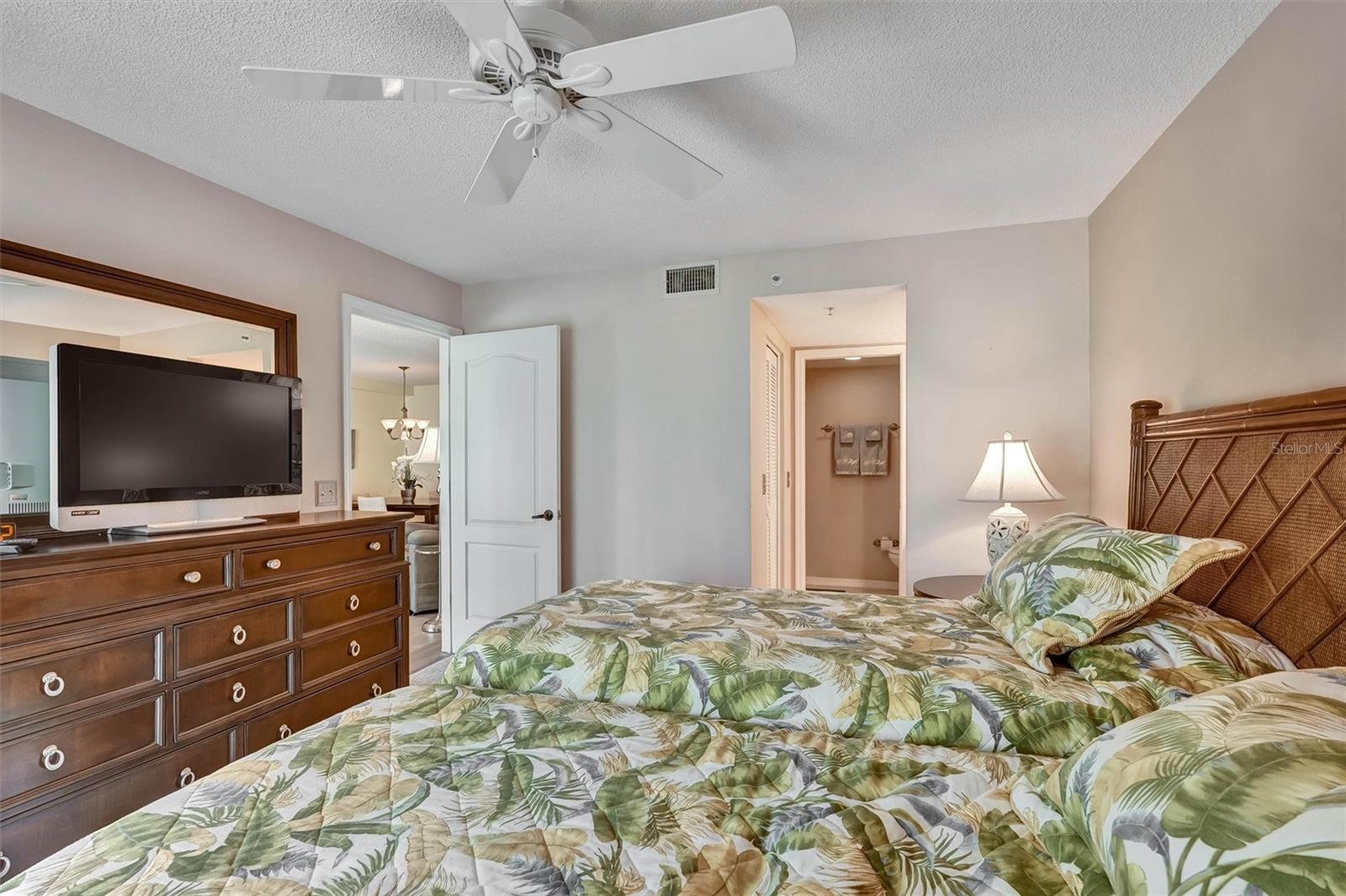 6507 STONE RIVER RD #102, BRADENTON, FL, 34203