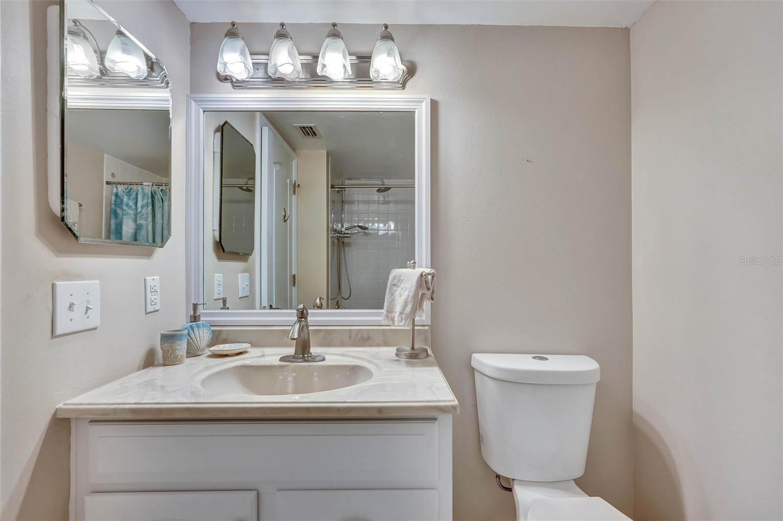 6507 STONE RIVER RD #102, BRADENTON, FL, 34203